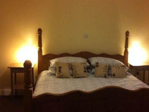 The Auld Cairn Hotel Cairnryan Bagian luar foto